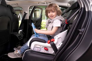 安全更舒适背靠可调节,带娃自驾游用70迈儿童安全座椅更好